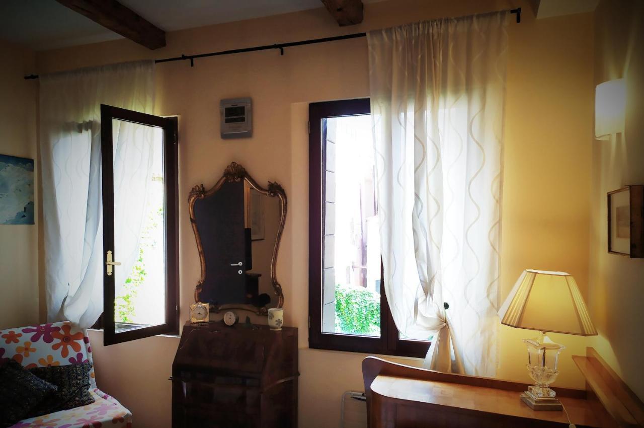 Ca Tron Apartment Next To Rialto Bridge Βενετία Εξωτερικό φωτογραφία